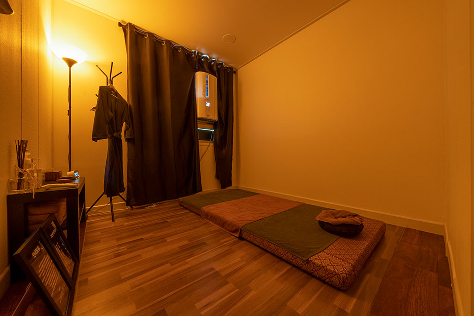 대청동 태국관리사 마사지샵 시티타이의 쾌적한 관리실 내부 모습