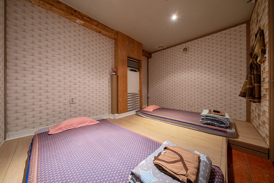 성건동 인근 타이, 아로마 서비스가 제공되는 에덴마사지의 전체 시설