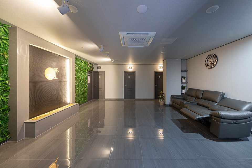 진천역,월배역에 위치한 타이, 아로마 서비스 가능 오아시스마사지 시설