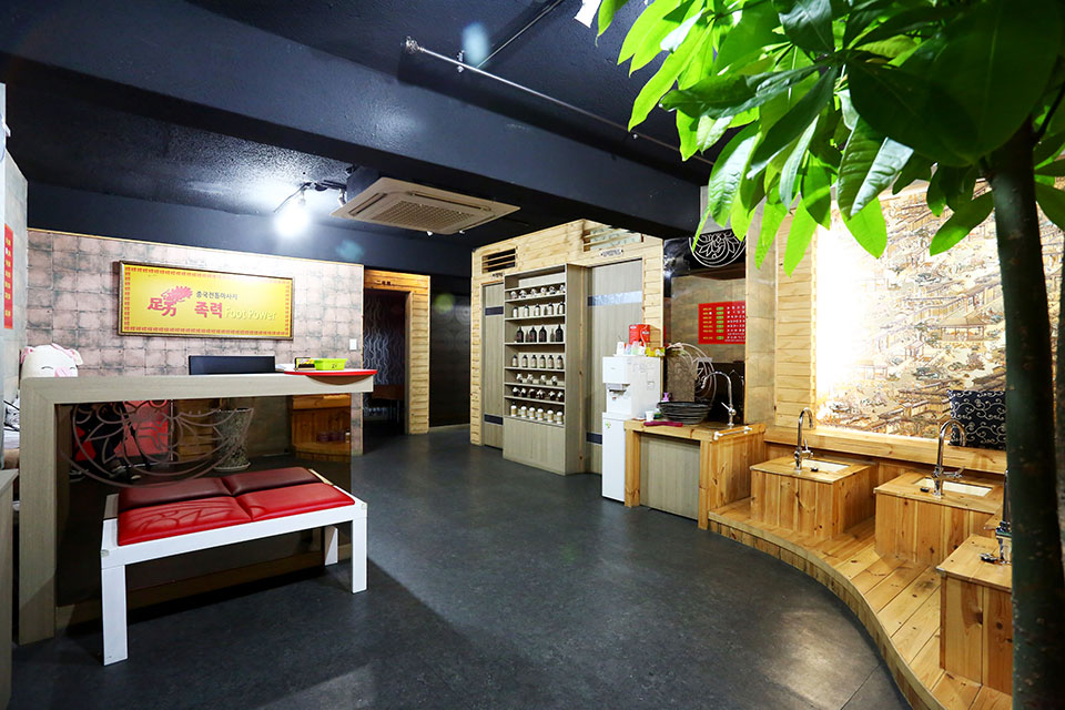 홍제역,무악재역 주변 태국마사지 추천 매장 사바이의 전체적인 인테리어 모습