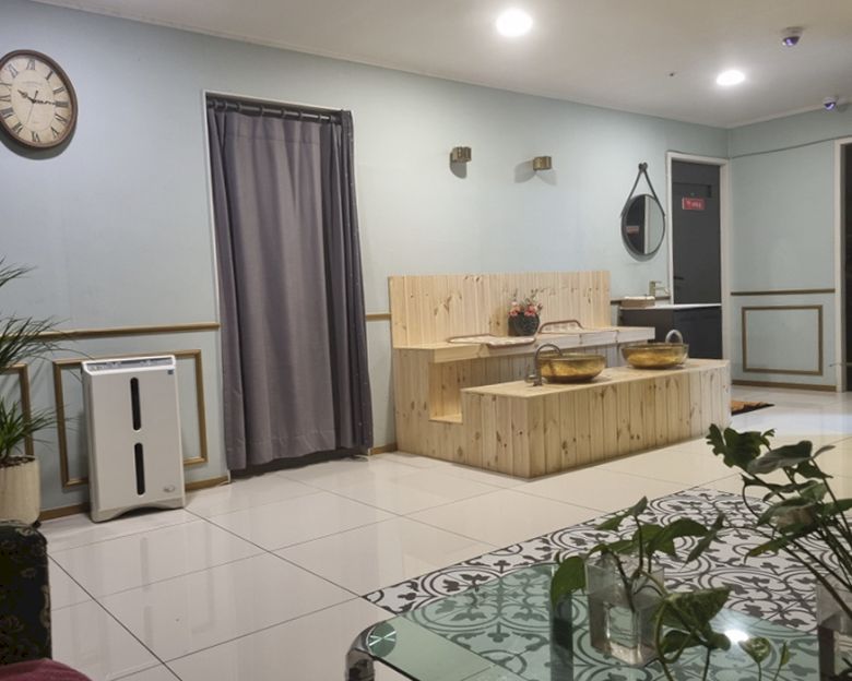 감계리 중국마사지 전문 킹아로마&발관리의 깔끔하고 정돈된 내부 전경