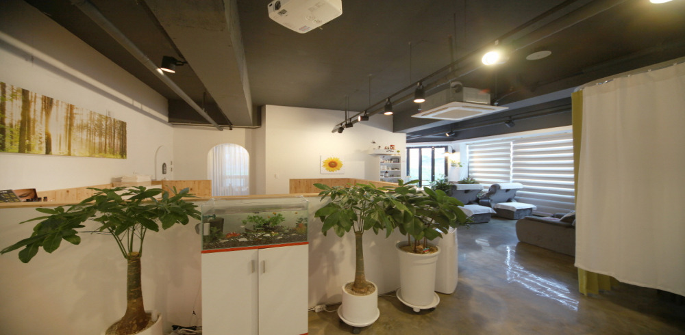 감계리 인근 마사지 잘하는 곳 썬바디풋샵 청결하게 관리된 내부 시설