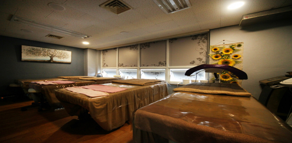 논현역,학동역,신논현역,언주역,역삼역,선정릉역 주변 썸에스테틱 매장 주요 시설 및 인테리어 사진