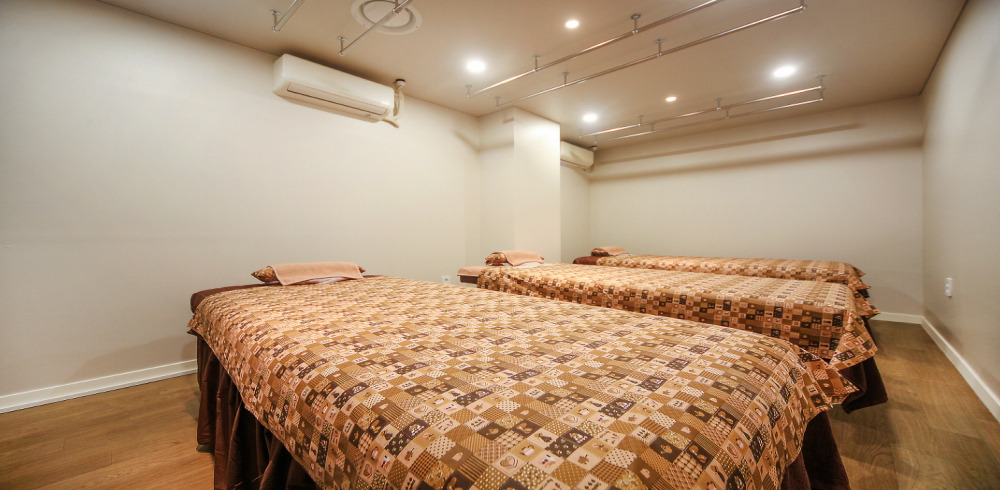 방이동 중국마사지 전문 더힐링정통관리의 깔끔하고 정돈된 내부 전경