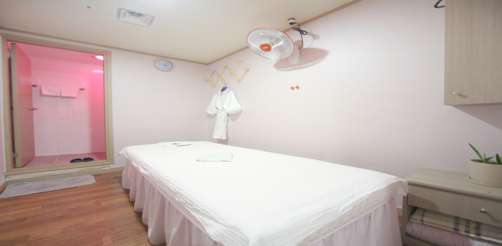 중국마사지 서비스가 제공되는 수청동 힐링마사지 매장 내부 사진