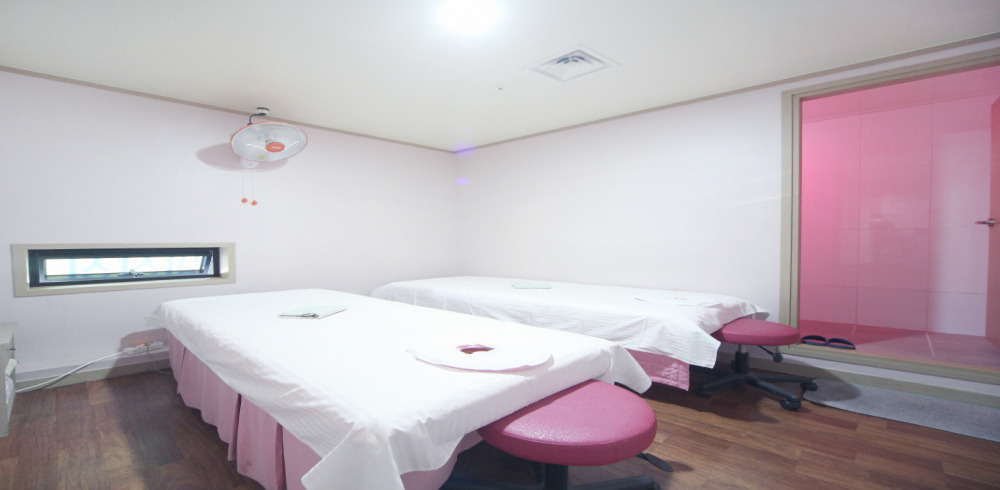 오산대역 인근 중국관리사 마사지 전문 힐링마사지의 아늑한 내부 시설 안내