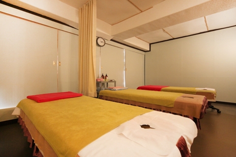 건전바디앤풋 - 반포동 사평역,논현역,학동역 인근 주차가능, 샤워가능, 커플실, 단체예약, 남/여공용샵 완비된 마사지 시설