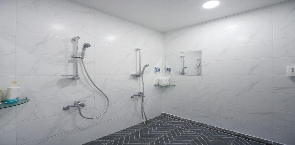 민락동 드레스룸 주차가능, 샤워가능, 단체예약 완비된 시설 사진