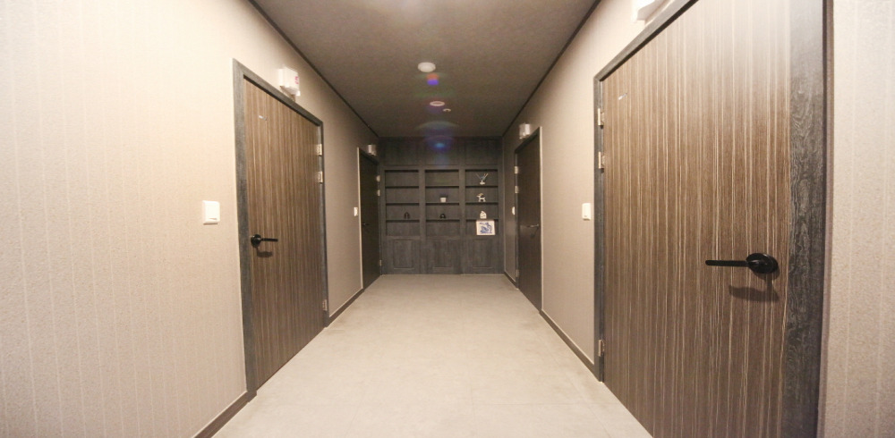 송산역 주변 드레스룸 매장 주요 시설 및 인테리어 사진