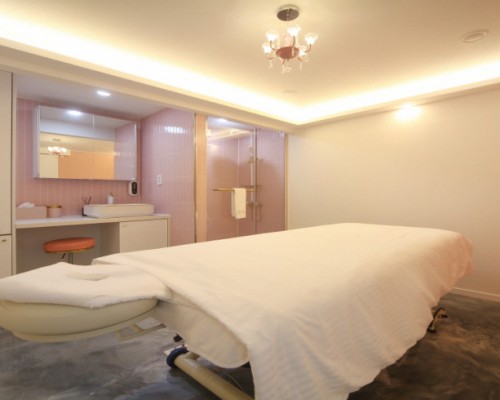 목동 인근 아로마, 건식/스포츠 서비스가 제공되는 아름다운정성의 전체 시설