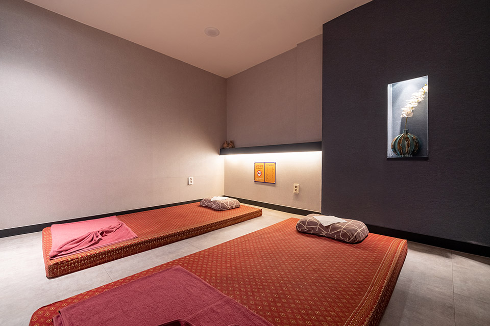 신대방역,신풍역,보라매공원역,구로디지털단지역 주변 태국마사지 추천 매장 그린타이퍼스티지의 전체적인 인테리어 모습