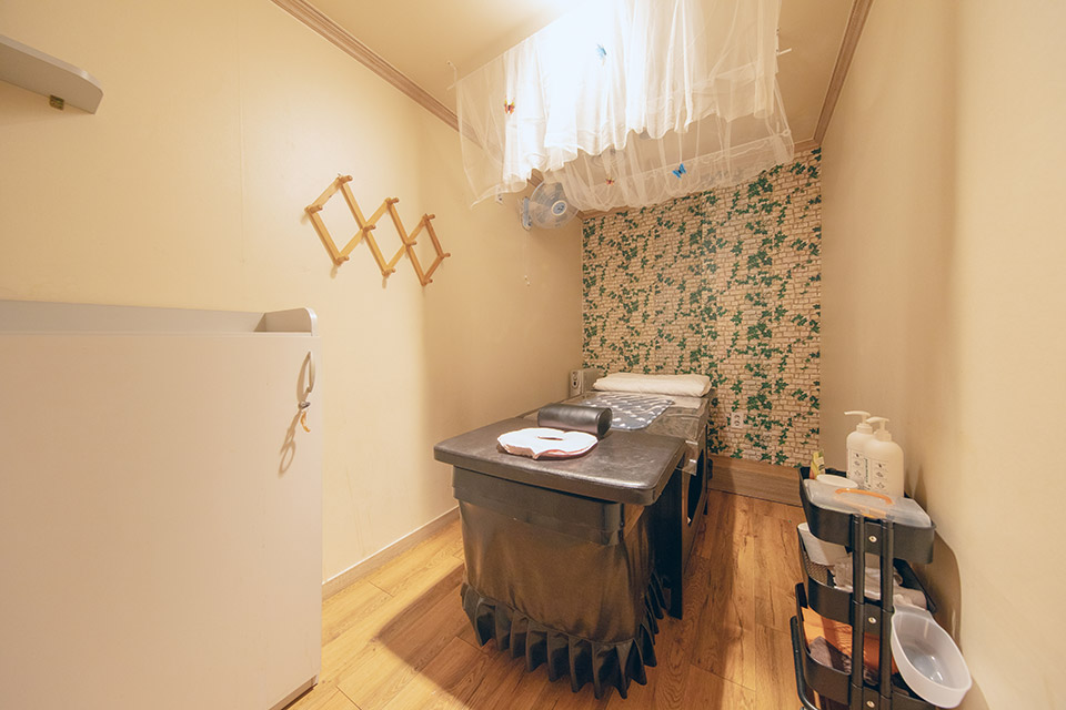 검단사거리역,마전역 주변 힐링통증관리 매장 주요 시설 및 인테리어 사진