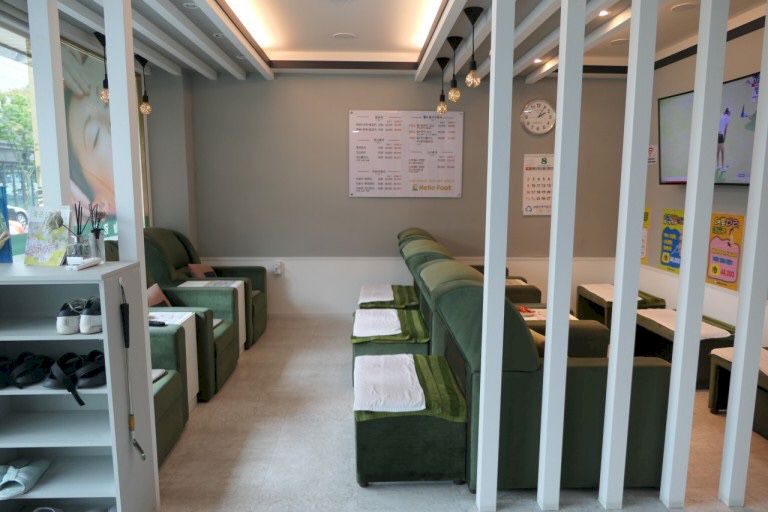 가촌리 인근 아로마, 건식/스포츠, 커플관리, 풋케어 서비스가 제공되는 헬로풋의 전체 시설