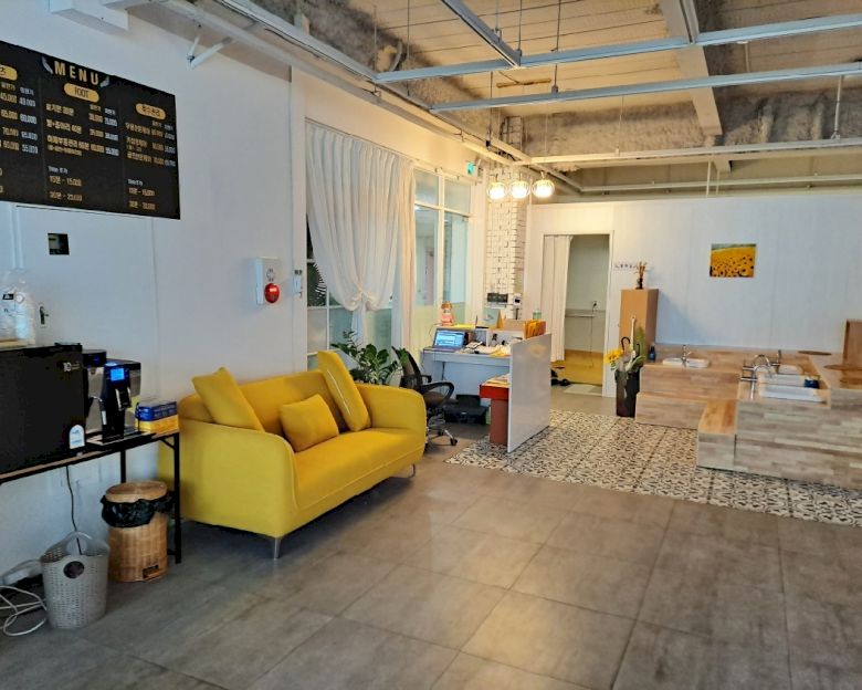 정발산역 2번출구,정발산역,마두역 인근 아로마, 건식/스포츠, 커플관리, 풋케어 서비스가 제공되는 밝은손FOOT&바디의 전체 시설