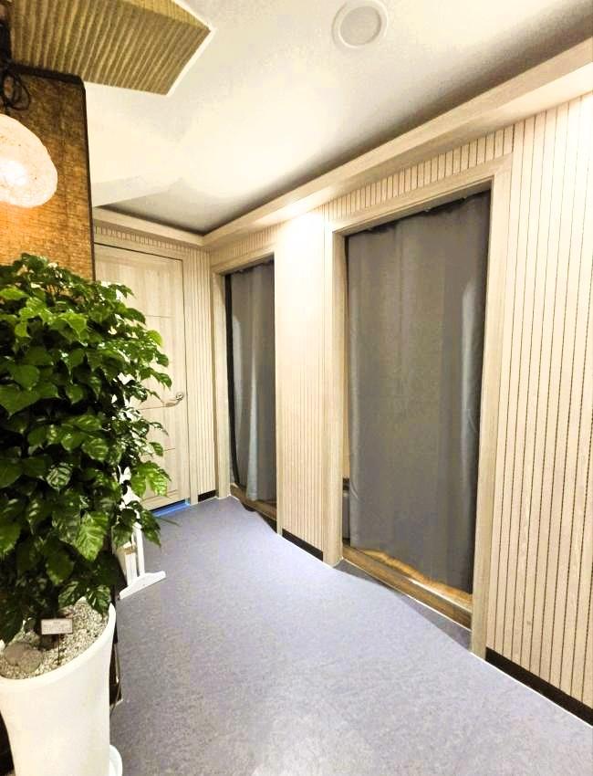 서초동 한국마사지 전문 건강마사지의 깔끔하고 정돈된 내부 전경