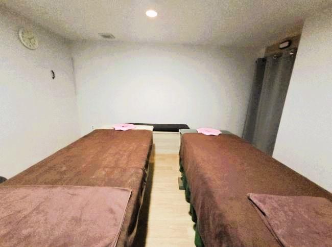 서초동 한국마사지 전문 건강마사지의 깔끔하고 정돈된 내부 전경