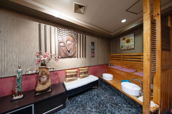 태국마사지 서비스가 제공되는 하월곡동 영타이 매장 내부 사진