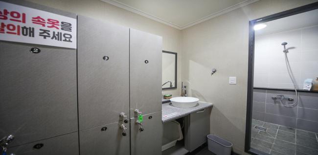 상남동에 위치한 아로마, 건식/스포츠, 커플관리, 풋케어 서비스 가능 상하이마사지 시설