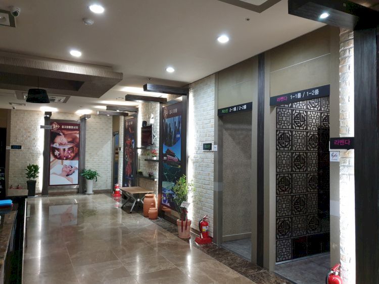 황궁중국발마사지 - 금릉동 인근 중국마사지 전문 마사지 매장 전경