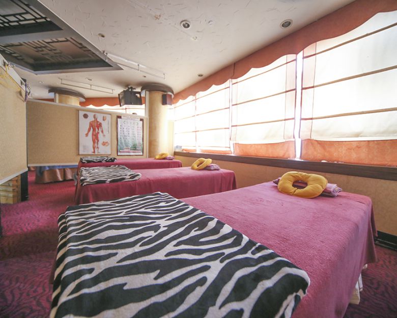 금릉동 주변 화타정통발마사지 매장 주요 시설 및 인테리어 사진