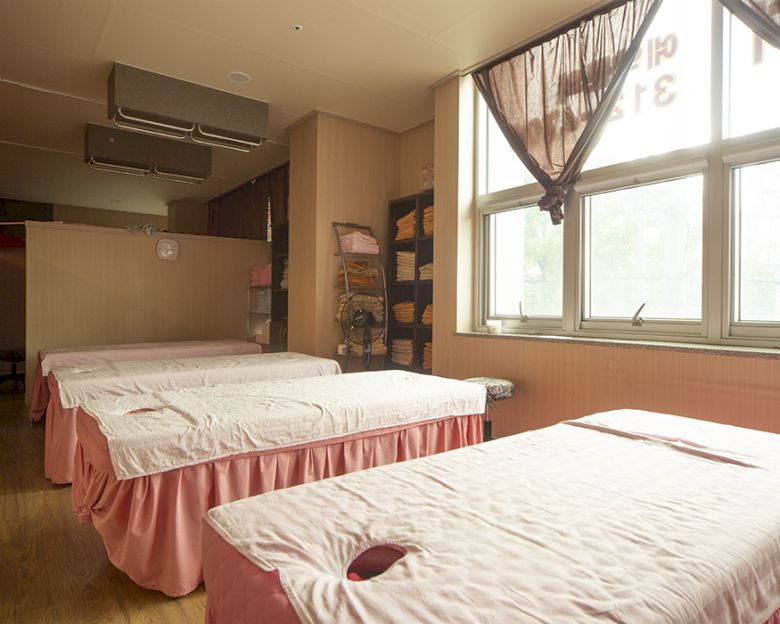 신신중국전통발마사지 - 태전동 구암역,칠곡운암역,동천역 인근 중국마사지 전문 마사지 매장 전경