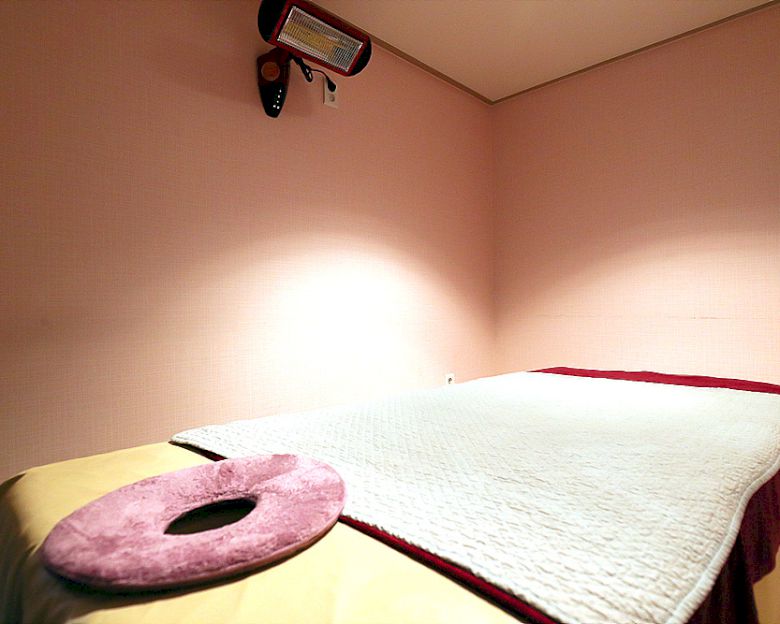 증미역,등촌역 인근 아로마, 건식/스포츠, 뷰티/에스테틱 서비스가 제공되는 뷰티마레의 전체 시설