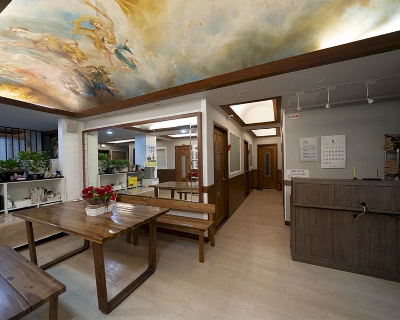 한국마사지 서비스가 제공되는 응암동 더힐링 매장 내부 사진