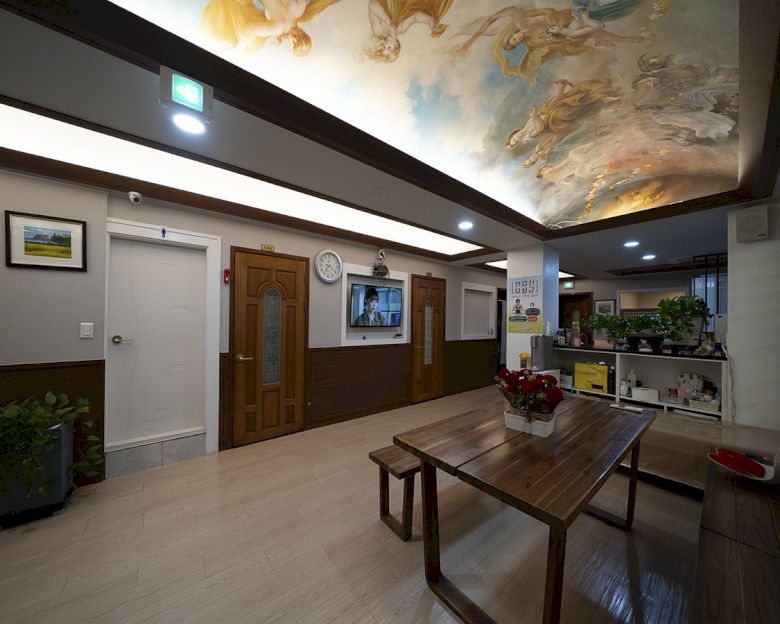 응암동 한국관리사 마사지샵 더힐링의 쾌적한 관리실 내부 모습