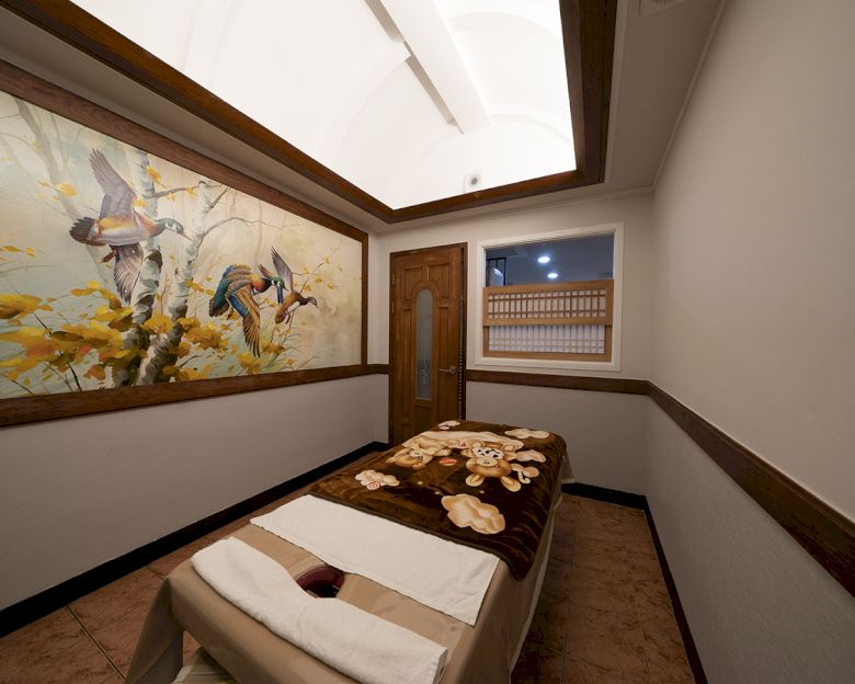 응암동 한국마사지 전문 더힐링의 깔끔하고 정돈된 내부 전경