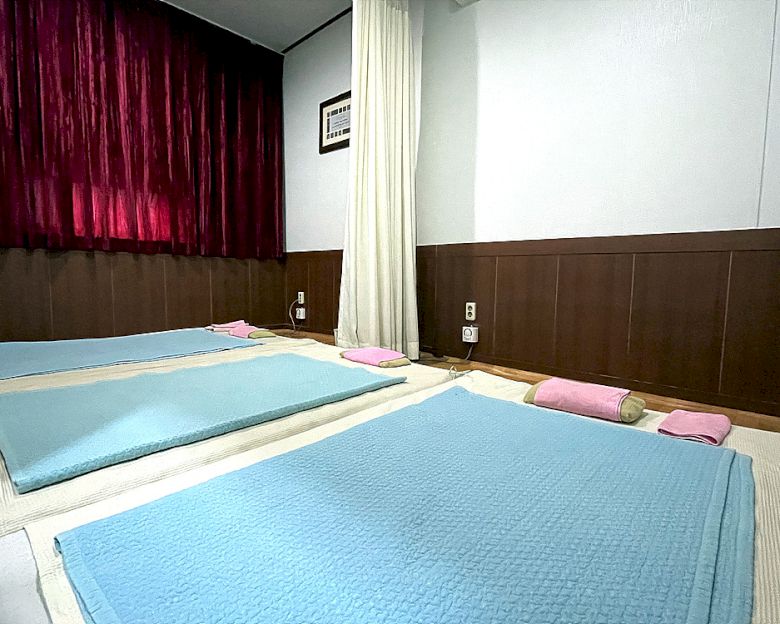상무역에 위치한 아로마, 건식/스포츠, 커플관리 서비스 가능 아시아중국마사지 시설