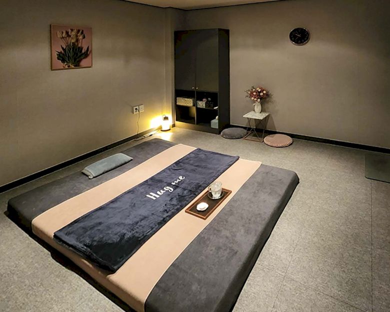 태화강역 주변 한국마사지 추천 매장 홀릭의 전체적인 인테리어 모습