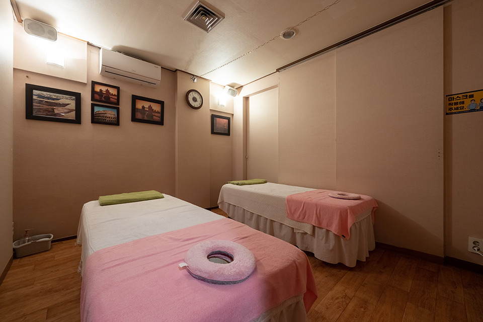 성수역,뚝섬유원지역,건대입구역 인근 마사지 잘하는 곳 성수테라피 청결하게 관리된 내부 시설