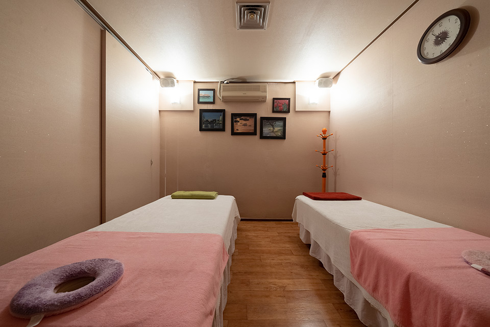 성수테라피 - 자양동 성수역,뚝섬유원지역,건대입구역 인근 주차가능, 샤워가능, 커플실, 단체예약 완비된 마사지 시설