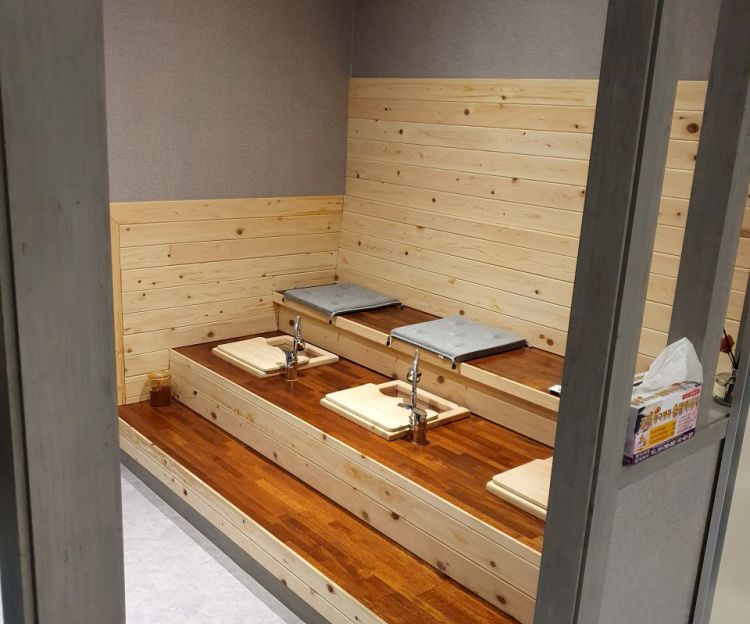 예천동 중국마사지 전문 궁전뷰티샵의 깔끔하고 정돈된 내부 전경