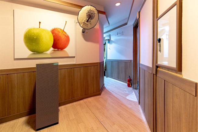 한국마사지 서비스가 제공되는 동문동 라인스트레칭 매장 내부 사진