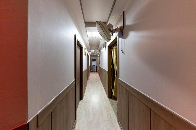 동문동 라인스트레칭 주차가능, 24시간, 샤워가능, 단체예약 완비된 시설 사진