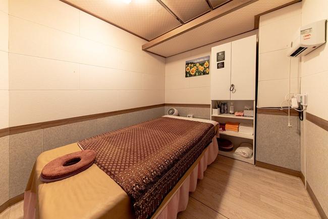 동문동 라인스트레칭 주차가능, 24시간, 샤워가능, 단체예약 완비된 시설 사진