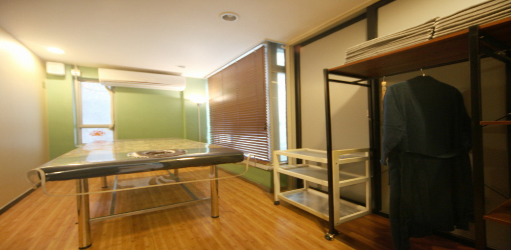 광화문역,시청역,회현역,종각역,명동역,안국역,을지로입구역,을지로3가역,종로3가역,충무로역,을지로4가역에 위치한 스웨디시 서비스 가능 다룸스웨디시 시설