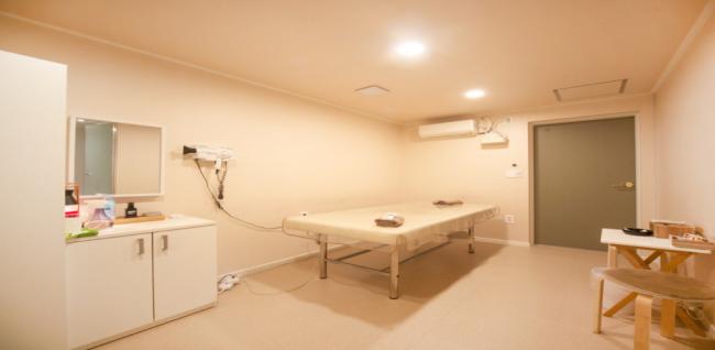 서정리역 인근 스웨디시 서비스가 제공되는 4TEN테라피의 전체 시설