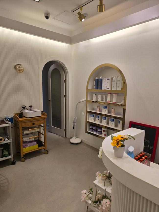 신중동역,춘의역 인근 마사지 잘하는 곳 바디라운지 청결하게 관리된 내부 시설