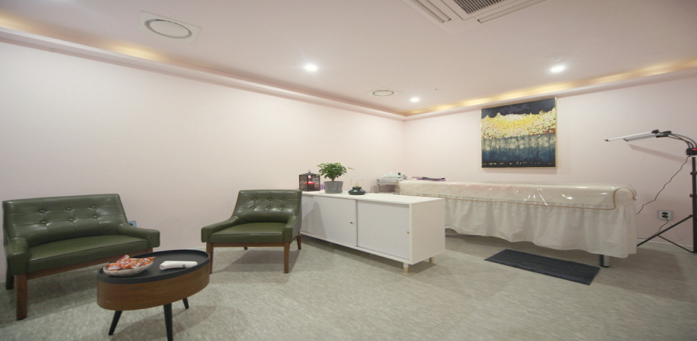 가락동 한국관리사 마사지샵 망고테라피의 쾌적한 관리실 내부 모습