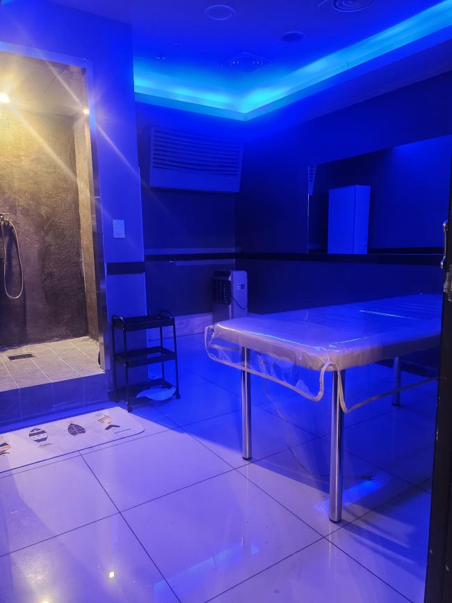 스웨디시 관리 전문 마사지 매장 퀸즈테라피 내부 공간