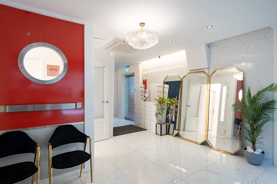 동교동 한국관리사 마사지샵 젠틸스웨디시의 쾌적한 관리실 내부 모습