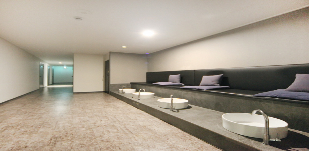 을지로4가역,종로5가역,동대입구역,동대문역사문화공원역,동대문역,청구역,동묘앞역,신당역에 위치한 타이, 아로마, 스웨디시 서비스 가능 프렌시아스웨디시 시설