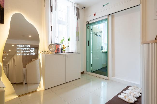 타워힐테라피 - 동광동1가 자갈치역,남포역,중앙역에서 가까운 프라이빗 마사지 전용 공간