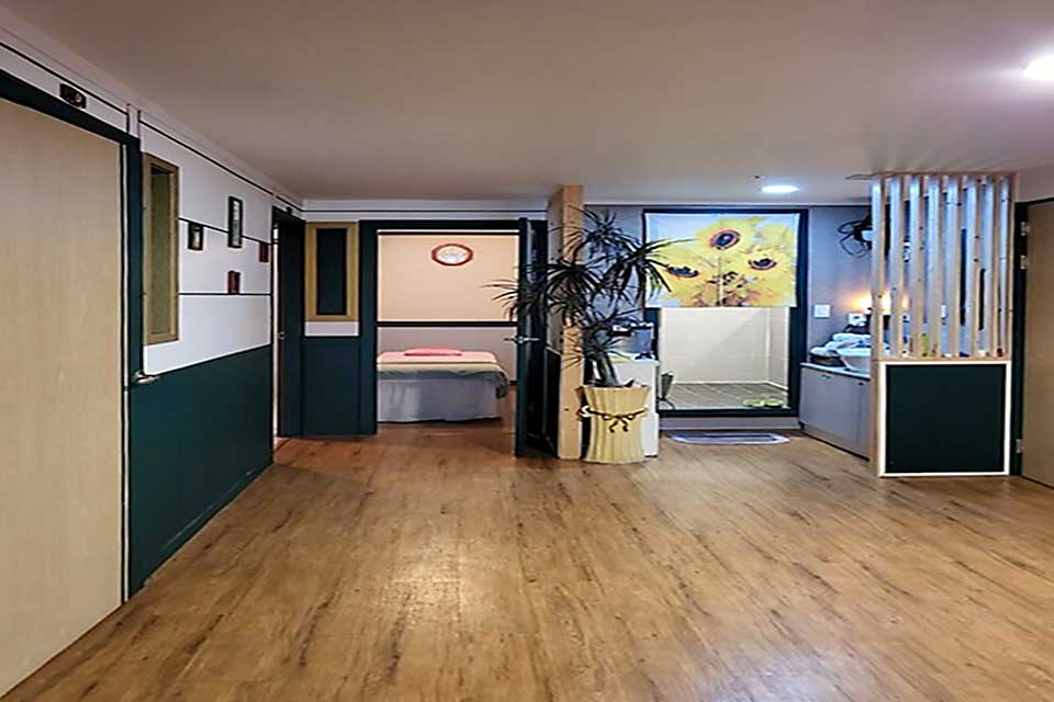 미금역 인근 마사지 잘하는 곳 한중테라피 청결하게 관리된 내부 시설