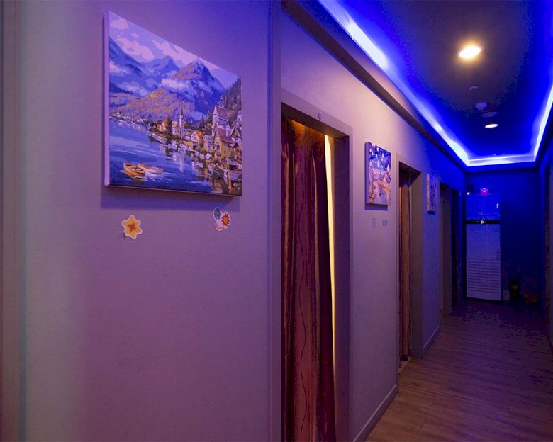 중국마사지 서비스가 제공되는 용호동 왕실전통마사지 매장 내부 사진