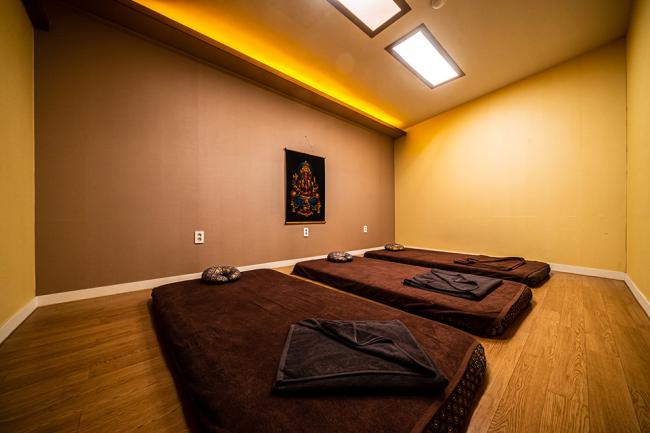 삼덕마사지 - 삼덕동1가 반월당역,중앙로역,대구역,경대병원역,현충로역,칠성시장역 인근 24시간, 샤워가능, 커플실, 수면가능, 단체예약, 남/여공용샵 완비된 마사지 시설