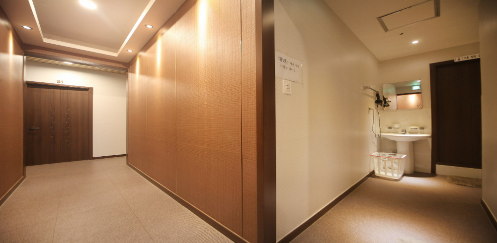 중국마사지 서비스가 제공되는 고덕동 황제아로마 매장 내부 사진