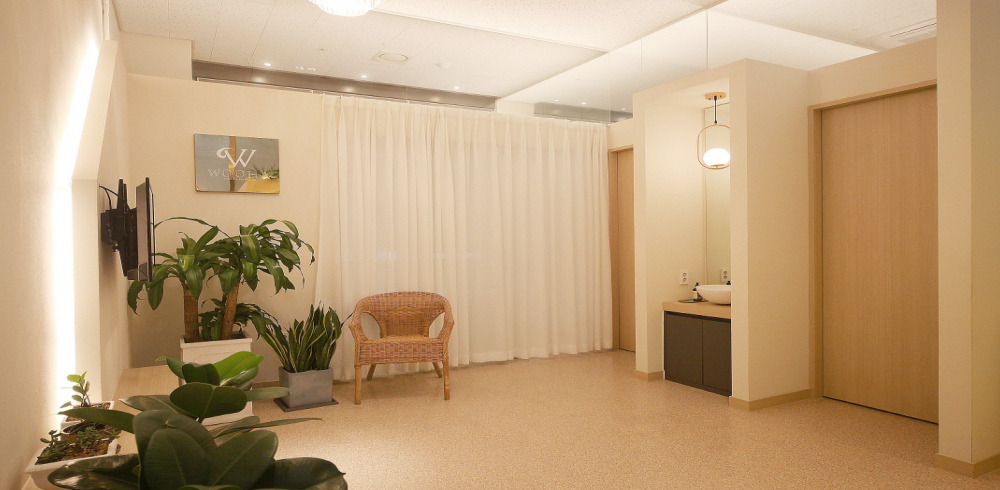 마곡역,마곡나루역,발산역 주변 한국마사지 추천 매장 우하뷰티랩스킨의 전체적인 인테리어 모습